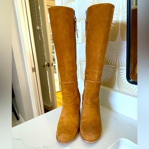Bill Blass Buckhorn Suede Knee-high Boots Size 6